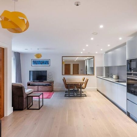 런던 Stylish 2 Bed 2 Bath In Highgate & Free Parking 아파트 외부 사진