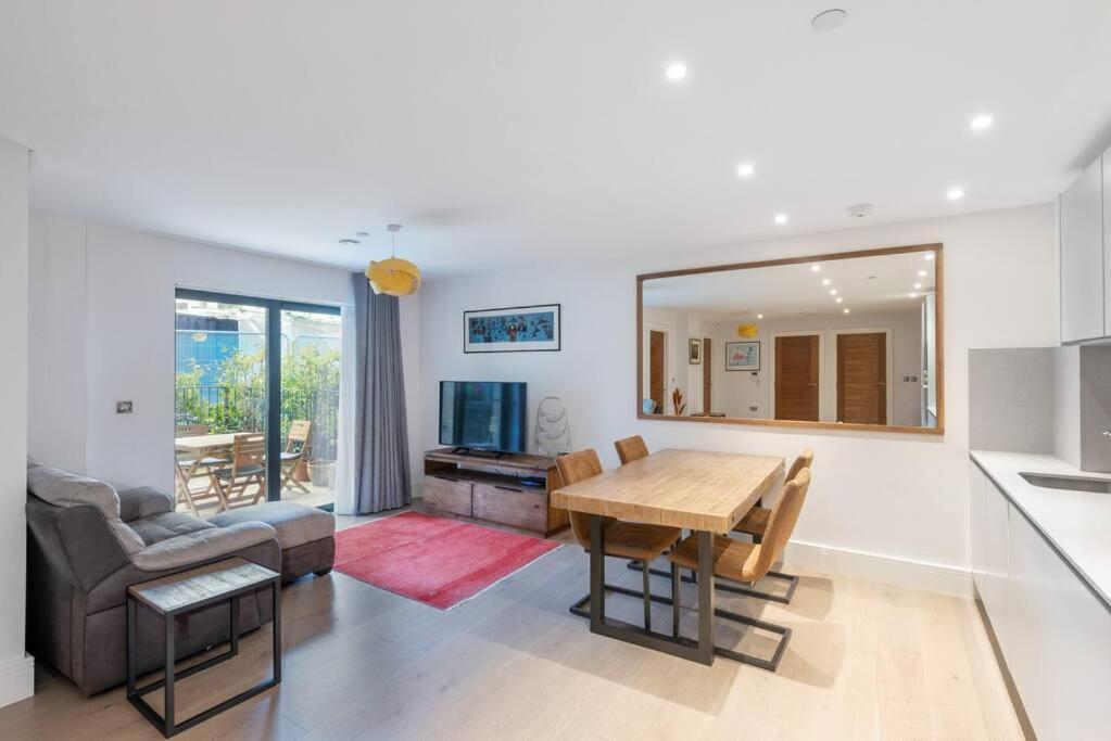 런던 Stylish 2 Bed 2 Bath In Highgate & Free Parking 아파트 외부 사진